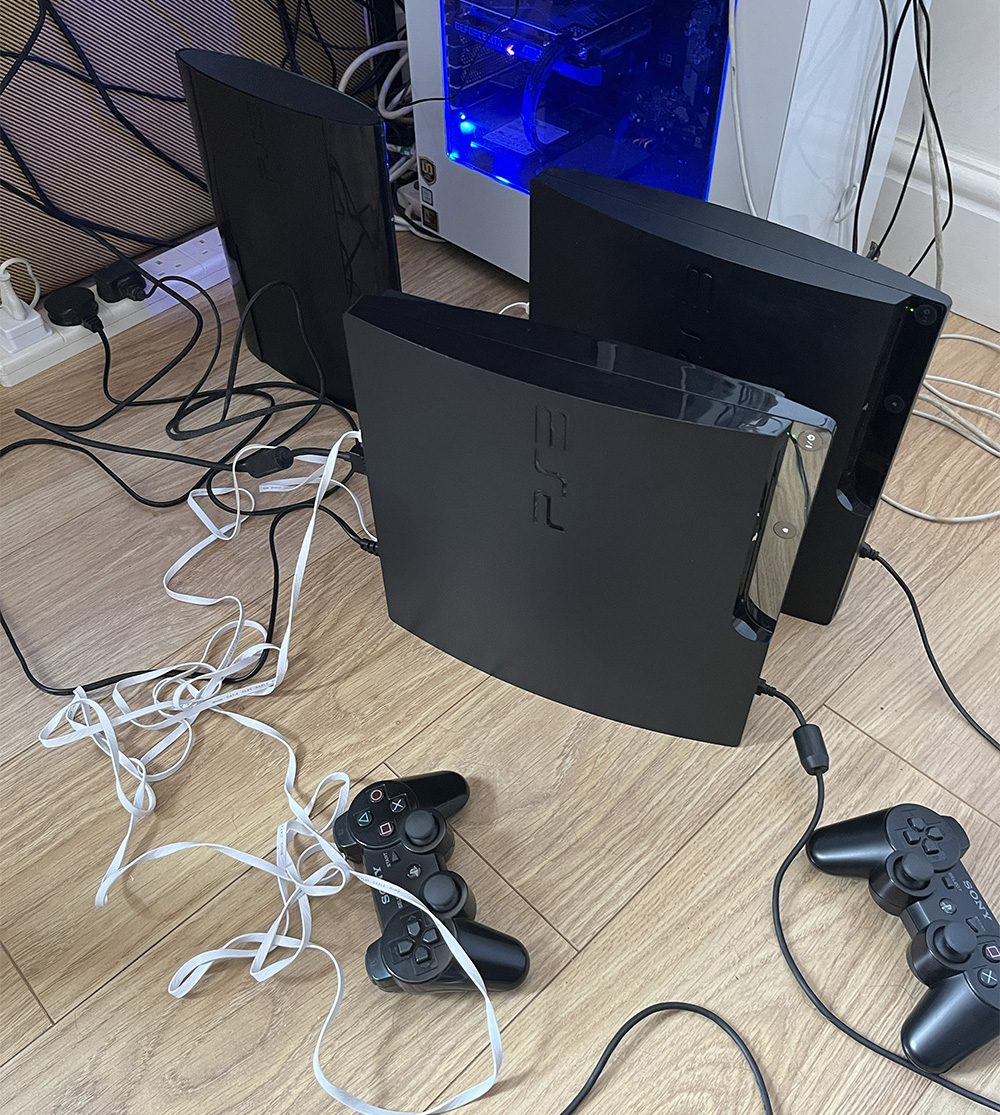 PS3 consoles and cables